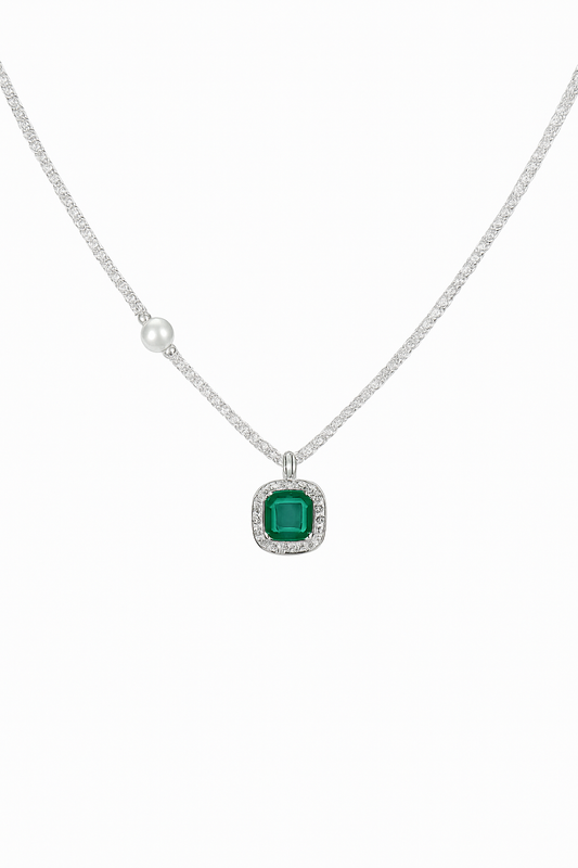 The Ivy Pendant